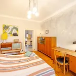In Schoener Atelierwohnung Mit Gartenblick Apartment Dresden