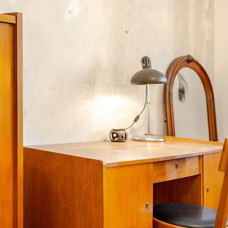 In Schoener Atelierwohnung Mit Gartenblick Appartement Dresde