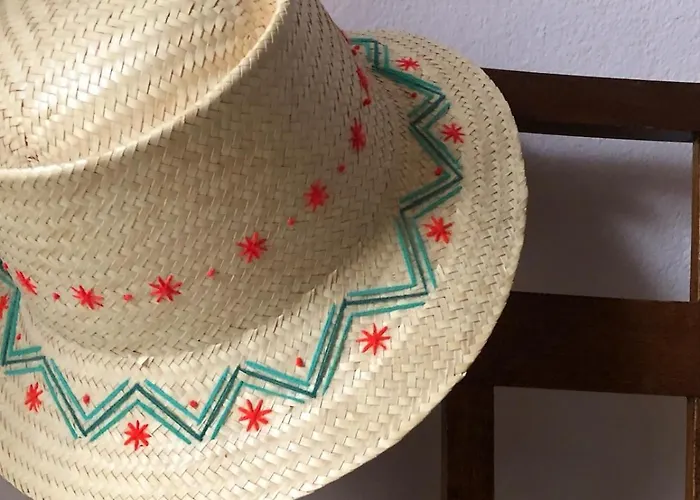 In Schoener Atelierwohnung Mit Gartenblick *