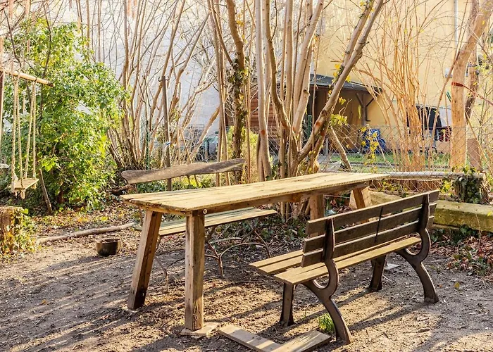 Appartamento In Schoener Atelierwohnung Mit Gartenblick *