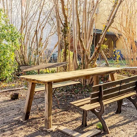 Apartmán In Schoener Atelierwohnung Mit Gartenblick *